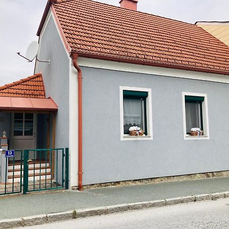 Das Ferienhaus-Zurueck Zum Ursprung Güssing Εξωτερικό φωτογραφία